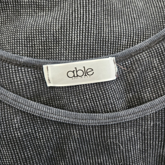 Able Thermal Shirt 1X Black Cuff Detail Size Tag Fabric Tag Removed - Picture 2 of 7